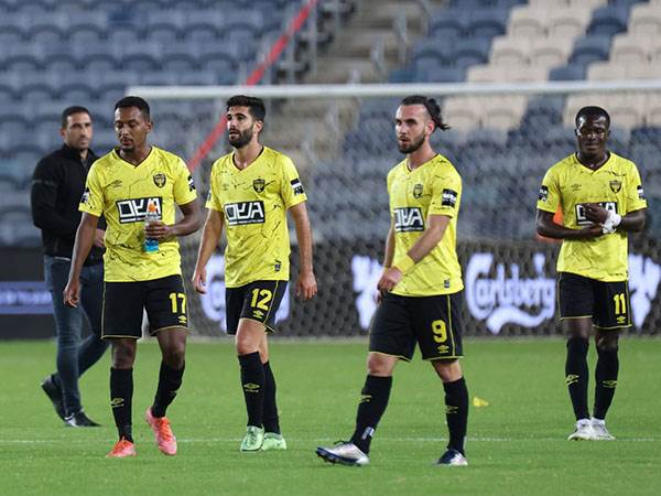 שחקני בית"ר מאוכזבים (דני מרון)