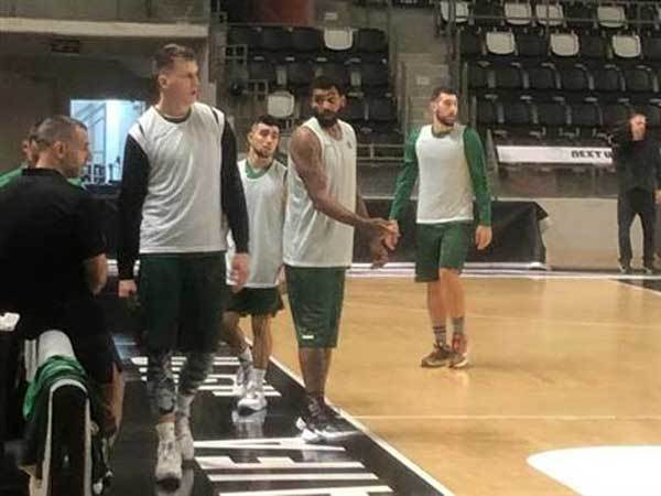 רייס באימונים. בקרוב גם במשחק