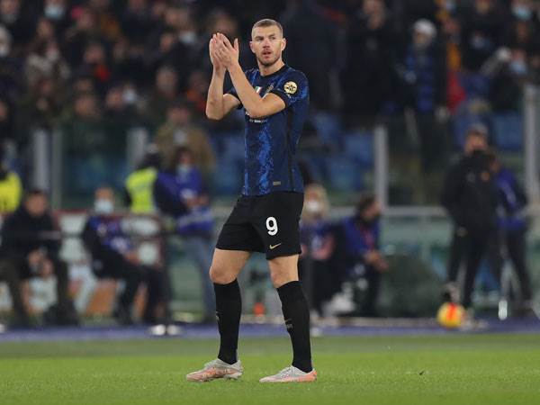 אדין דז'קו. עוד יום, עוד שער (Getty)