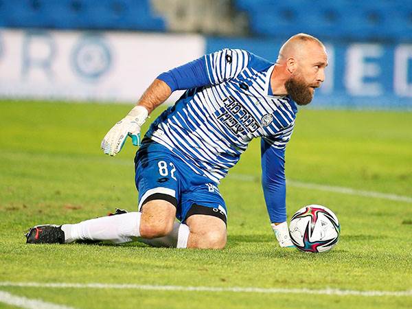 עמוס. יקבל מנוחה? (אלן שיבר)