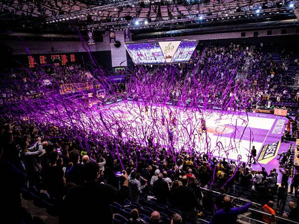 כל הפרקט סגול (עודד קרני)