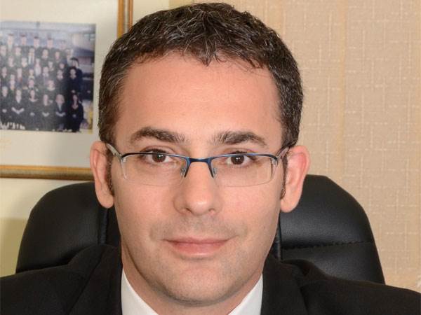 עורך הדין אביר אברם