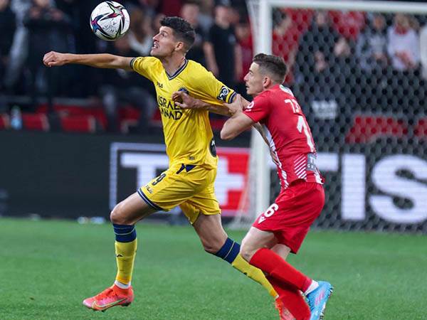 מעל חמש הליגות הבכירות (דני מרון)