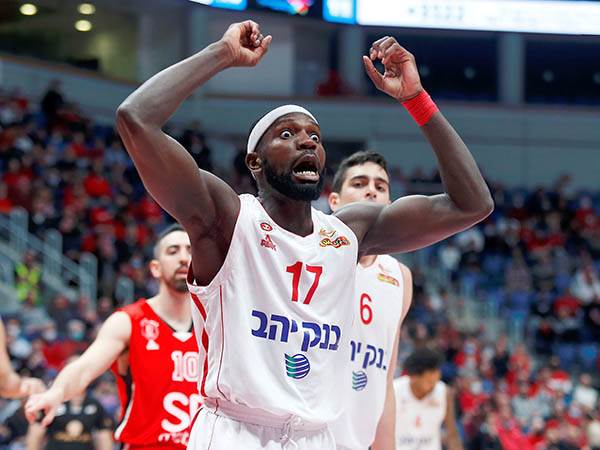 זכאי. בריימו (אלן שיבר)