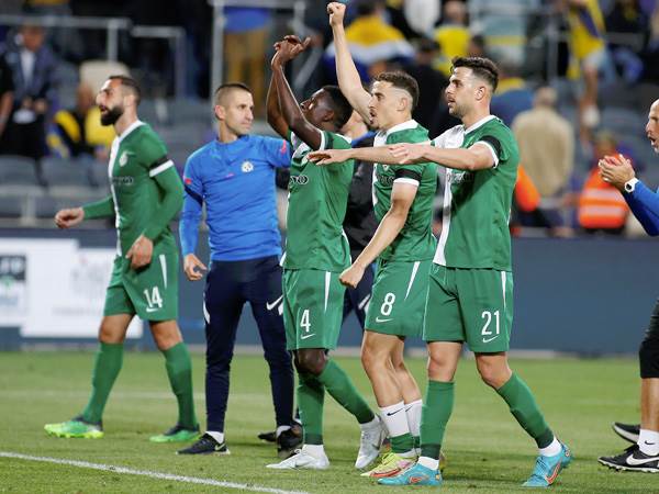 הירוקים חוגגים "תיקו שכולו ניצחון" (אלן שיבר)