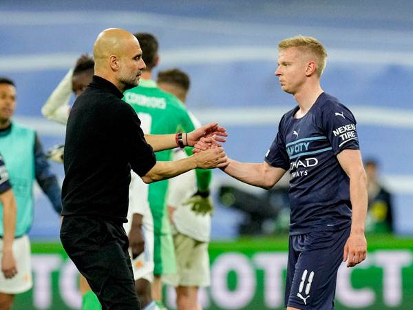 פפ גווארדיולה ואולכסנדר זינצ'נקו. ימשיכו ביחד (Getty)