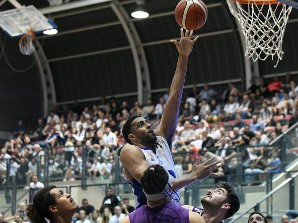 אדין סטיבנס. משחק נהדר (לימור מלינוף, מנהלת הליגה הלאומית)