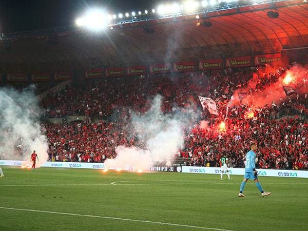 הקהל האדום. יגיע לחגוג זכייה שלישית בביע המדינה (אלן שיבר)