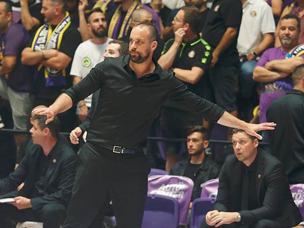 יותם הלפרין. לא נלחץ מהסיטואציה (אלן שיבר)