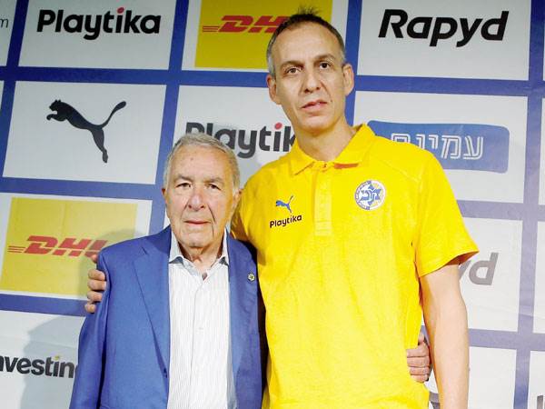 "מנסים לעשות הכל באיזון מושלם". קטש ומזרחי (אלן שיבר)