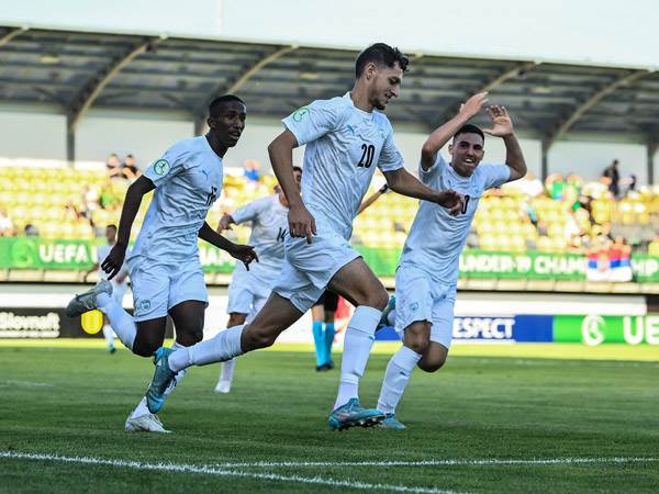 מושך תשומת לב. סלמן (UEFA)