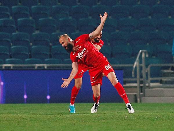 בדרך לעונה נוספת. פוליץ' (אלן שיבר)