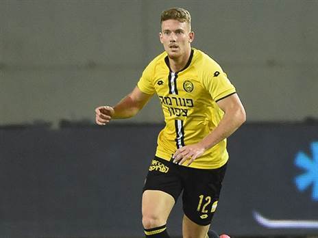 שדה. יפתח בגומלין (ברני ארדוב)