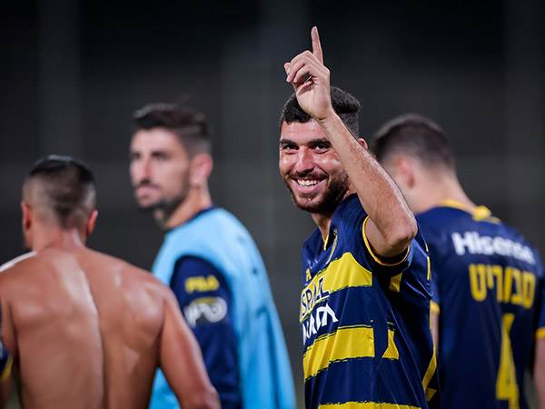 יחזק את העולה החדשה? חלאילה (סוכנות ג'יני)