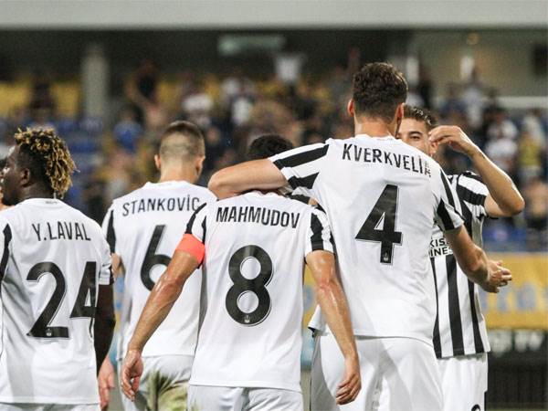 (האתר הרשמי של נפטצ'י באקו)