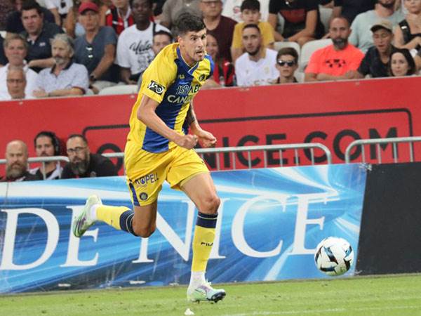 פריצה. דוחף למעבר (מכבי ת"א, רשמי)