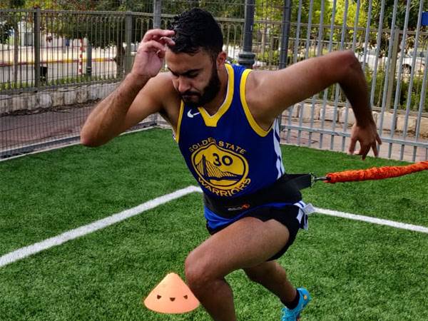 נפצע פעם אחר פעם. עוואד (אלבום פרטי)