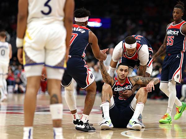 הפסד חמישי בשישה משחקים לוושינגטון (Patrick Smith/Getty Images)