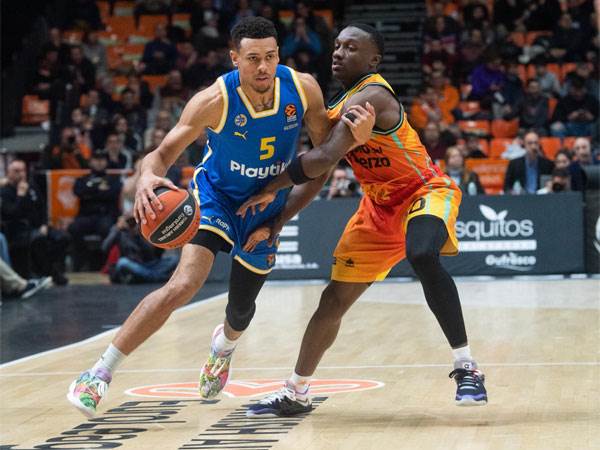 אבל אז בולדווין התעורר (האתר הרשמי של מכבי ת"א)