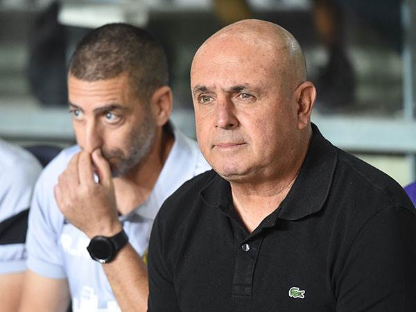 לם וקוז'וק.חוסר לויאליות (ברני ארדוב)