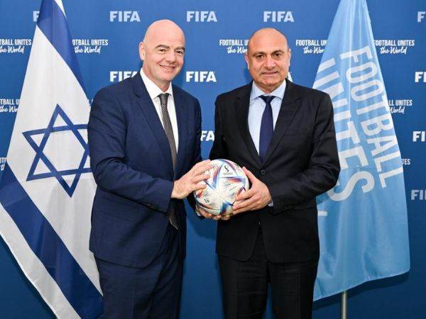 זוארץ ואינפנטינו. כבוד (ההתאחדות לכדורגל)