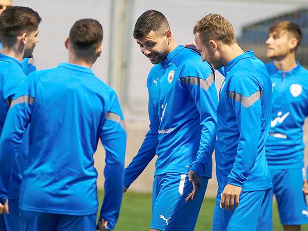 "הצבנו רף גבוה" (אלן שיבר)