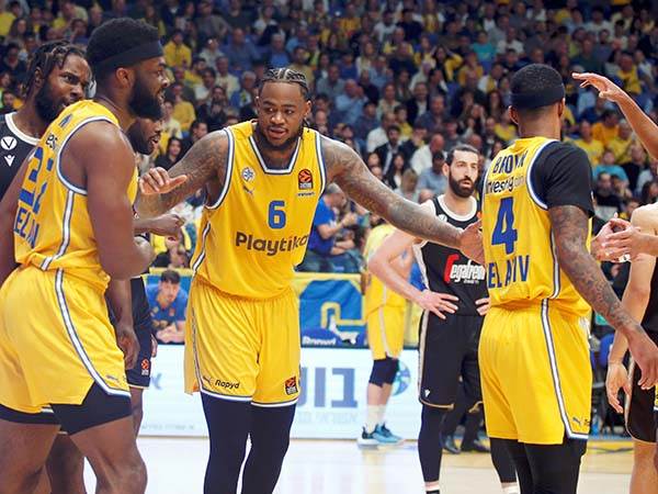 הצגה יוצאת דופן (אלן שיבר)