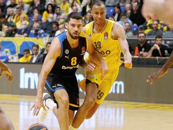 משחק השיא מול אלבה. מנקו (אלן שיבר)