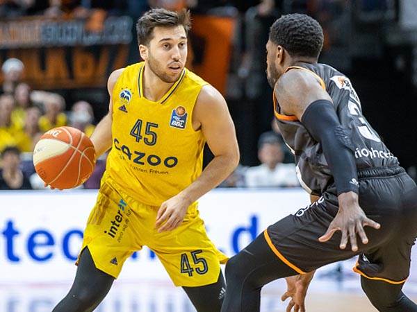 ממתינים לתשובה ממנו. תמיר בלאט (getty)