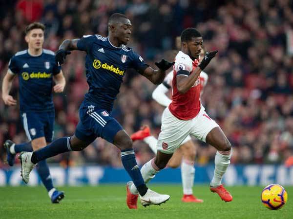 סיסה במדי פולהאם (GETTY)