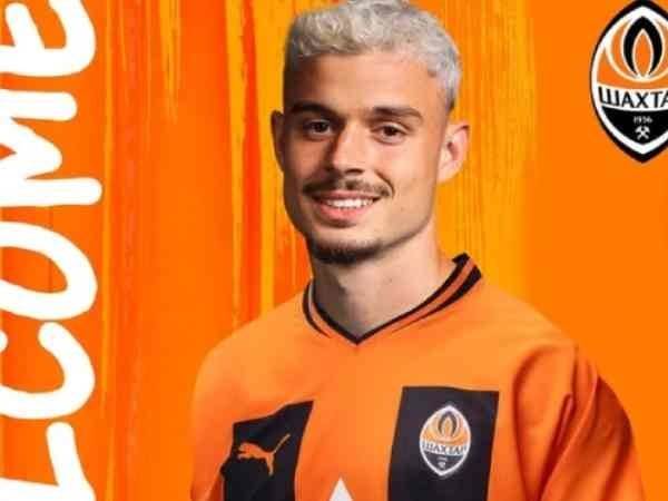 סתיו למקין. ליגיונר טרי (האתר הרשמי של שחטאר)