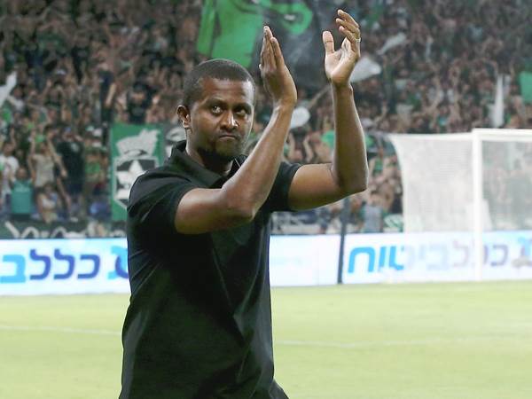 מסאי דגו. "הבין את ה-DNA של חיפה" (אלן שיבר)