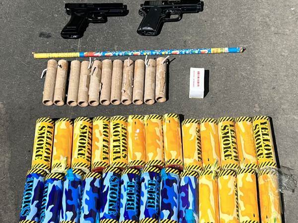 חלק מהאמל"ח שנתפס (משטרת ישראל)