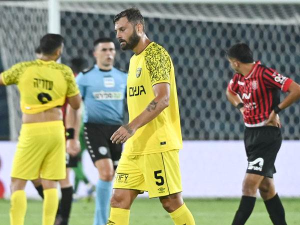 גוטליב. חוזר לסגל (ברני ארדוב)