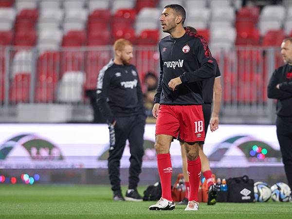 שתי קבוצות במצב רוח טוב (צילום: מאור אלקסלסי)