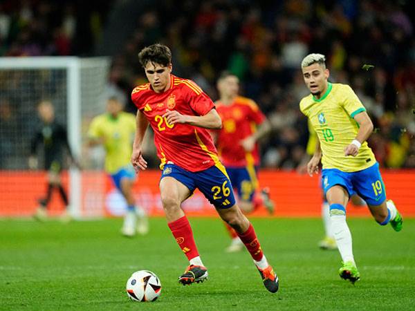 יהיה גם ביורו? קובארסי במדי ספרד (Getty)