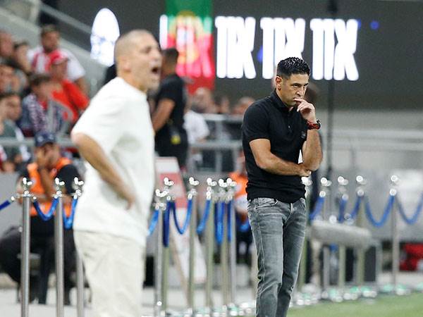 יותר ממאמן רגיל (אלן שיבר)