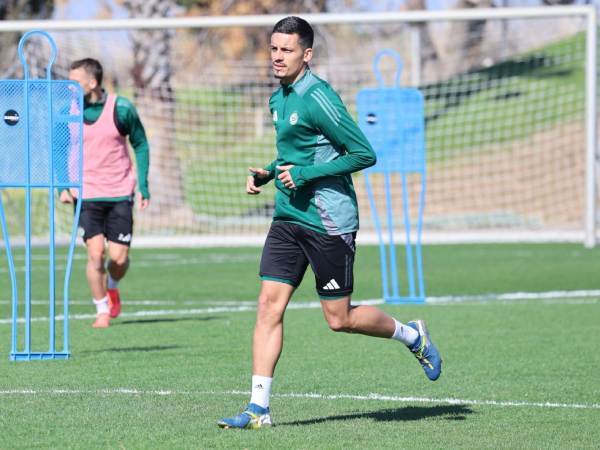 ריקרדיניו. המאמן: לראשונה במדים הירוקים (האתר הרשמי של מכבי חיפה)