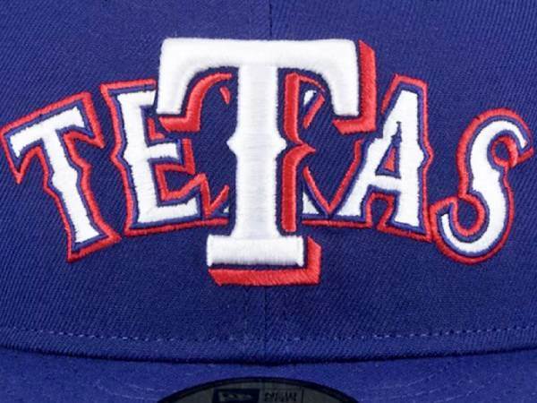 הכובע של טקסס שהוסר מהאתר (האתר הרשמי של ה-MLB)