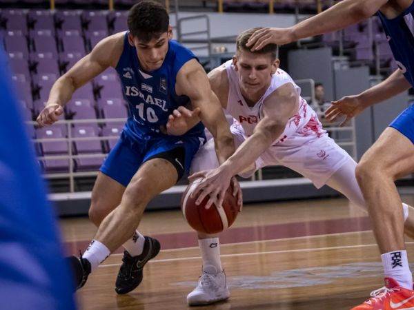(FIBA)