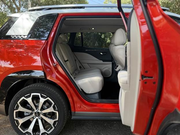 מרווח מרשים מאחור