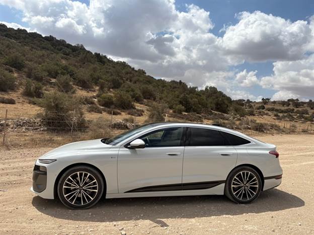 סדאן יוקרתית וחשמלית, מבוססת על ה-Q6 אי-טרון. למי היא תתאים?