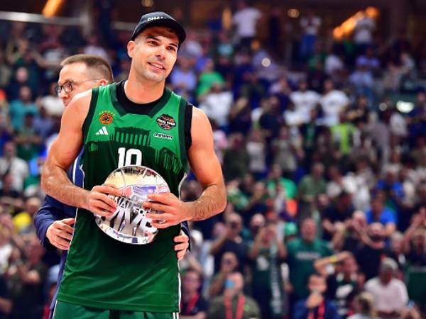 נשאר בירוק. סלוקאס (GETTY)