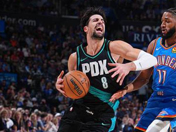 (Photo by Garrett Ellwood/NBAE via Getty Images)