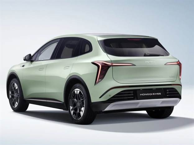 קטן מה-EHS7, אבל בעל ממדים נדיבים