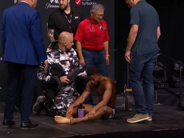 דחק עצמו לקצה. סמותרמן