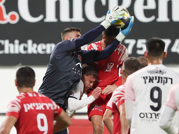 ומנגד, נדב זמיר עמד במבחנים שעמדו מולו (דני מרון)