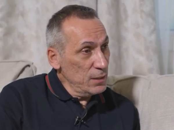 יורגוס דוניס. אמירות מרתיחות (אלן שיבר)