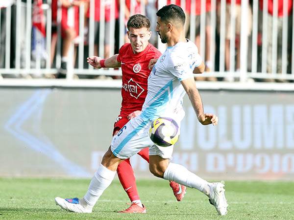 שתי הקבוצות לא סיפקו מחצית ראשונה טובה (אלן שיבר)