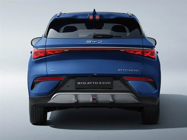 עדכונים חיצוניים קלים. מתחת לפני השטח יותר מעניין